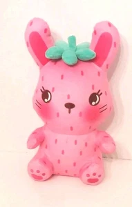 ¡Bonito! Moriah Elizabeth 11" Mystery Plush Buddies: Pink Strawberry Rabbit Susy - Imagen 1 de 4
