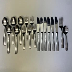 Lote 18 piezas cubiertos Cambridge Madison acero inoxidable tenedores de cena/ensalada/cuchillos - Imagen 1 de 18