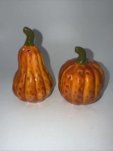 Pumpkin Salt & Pepper Shaker Set Fall Season Thanksgiving Halloween 3.5-4”H - Picture 1 of 7