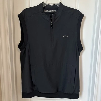 Oakley Men's 1/4 Zip Pullover Vest, Size M - Image 1 of 4