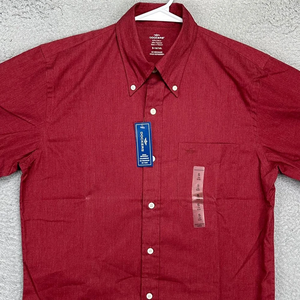 Dockers Shirt Mens Small 14-14.5 Red Dress Button Down Long Sleeve Pocket NEW - Image 1 of 4