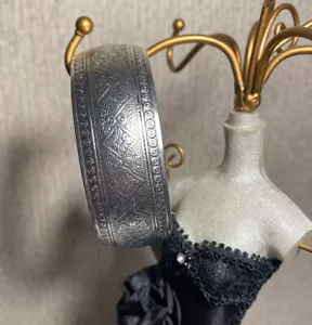 Silver Colored Cuff - Picture 1 of 5