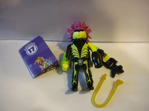 PLAYMOBIL SÉRIE 17 FIGURINE ALIEN ROBOT + ACCESSOIRES NEUF - Photo 1/2