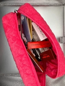 13 Luxury Fragarence Samples w/ free gift bag - Includes Phlur Strawberry Letter - Picture 1 of 16