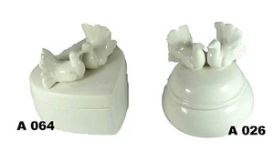 Bomboniera matrimonio Scatolina con colombine Capodimonte Porcellane Carusio - Imagen 1 de 1
