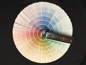 Pittsburgh Paints Fan Deck Voce del Colore Prodotto Campioni di Pittura 1800 Colori 1997 - Foto 1 di 8