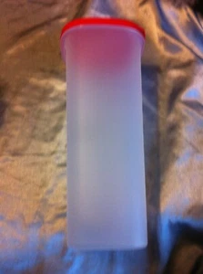 Tupperware C 86 Erfrischer Eidgenosse 2 rot Vorratsdose Trockenvorräte sieb box - Bild 1 von 12