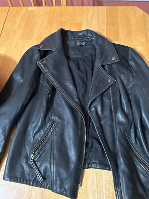 Chaqueta de cuero Topshop negra talla mediana Foto 1 de 2