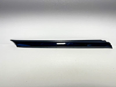 Nissan Máxima 2016-2017 parte delantera izquierda moldura de pilar negro brillante Foto 1 de 4