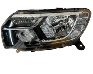 Dacia Sandero 2017 - 2021 Nearside Headlight Left / Passenger Side UK RHD N/S - Picture 1 of 8