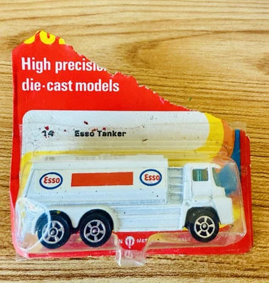 Vintage 1973 Corgi Juniors White Guy Warrior Exxon Tanker Truck HO Diecast - Image 1 of 4