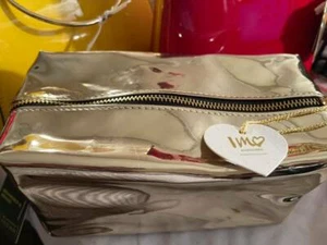 Bolso de maquillaje de belleza dorado con espejo Imoshion - Imagen 1 de 4