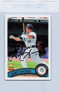 2011 Topps #59 Gaby Sanchez Marlins Signed Auto *K1771 - Picture 1 of 2