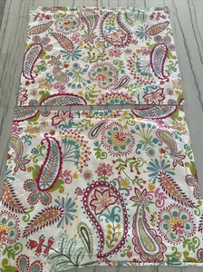 2 x Pottery Barn PB Teen Swirly Paisley Standard Shams Pillowcases - Picture 1 of 8