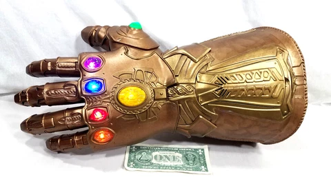 Marvel Legends Series Infinity Gauntlet Thanos Articulated Electronic Fist Glove Cover