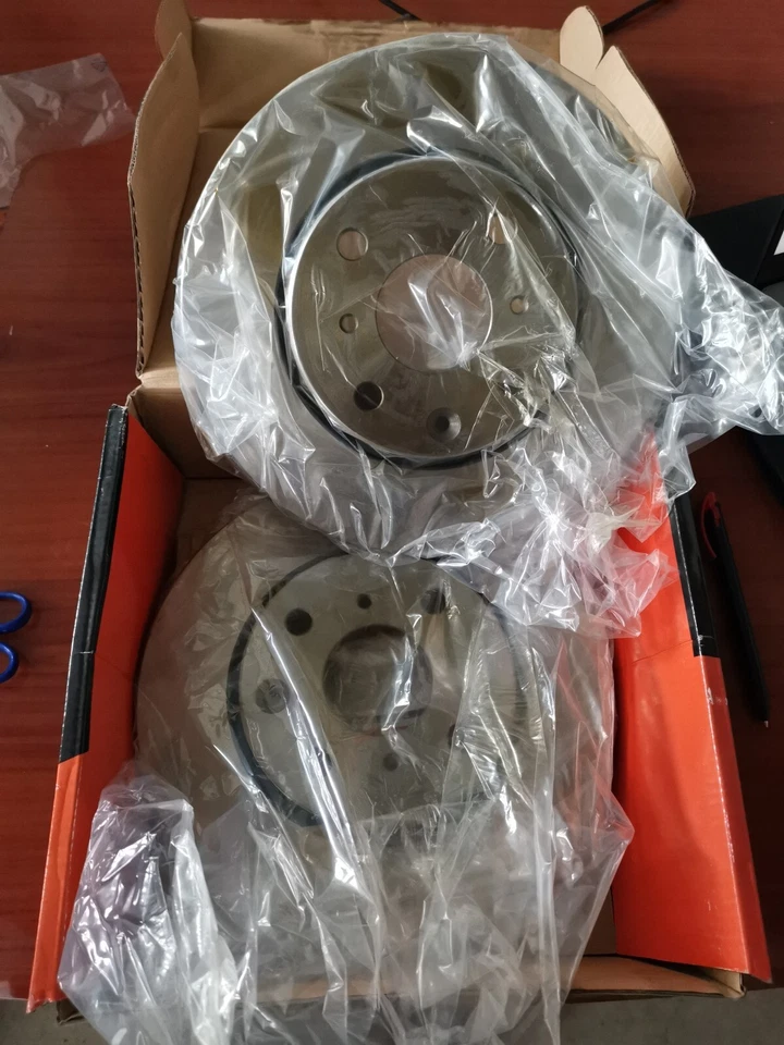 1618862380 Peugeot 107 108 Original Disc Kit - Image 1 of 1