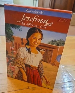 American Girl Josefina Boxed Paperback Book Set 1-6 Pre-Owned-Excellent  - Bild 1 von 6