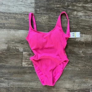 NWT Michael Kors Hot Pink Ribbed SwimOne-Piece Swimsuit - Size 4 - $118 Low Back - Picture 1 of 6
