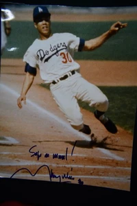 8 x 10 color reprint photo of Maury Wills, LA Dodgers Legendary Shortstop (COA) - Picture 1 of 2