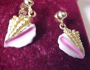 Vintage 14K Yellow Gold & Enamel Conch Drop Earrings - Picture 1 of 3