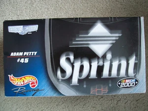 2000 NASAR Hot Wheels Adam Petty #45 Sprint 1:24 Racing Crew's Choice - Picture 1 of 5