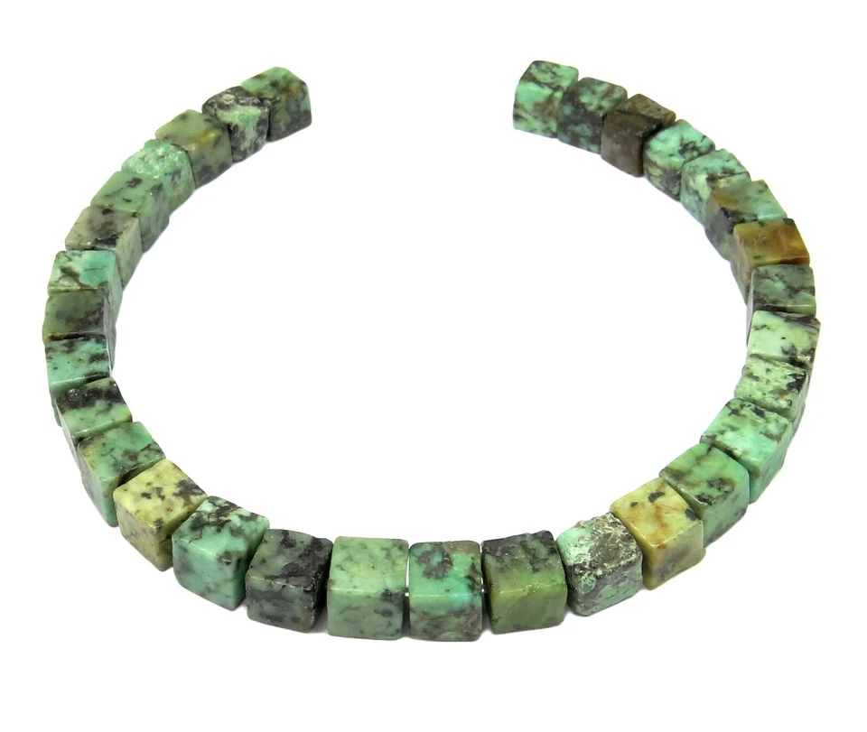 😏 Afrikanischer Türkis Würfel 6 mm Edelsteinperlen Strang ca. 20 cm f. Kette 😉 - Bild 1 von 1