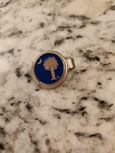 South Carolina Flag Palmetto Tree/Moon Golf Hat Clip With Magnetic Ball Marker - Picture 1 of 6