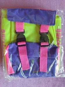 Zainetto Tracolla Tipo Jollino Invicta Viola Giallo Fluo Neon Vintage But New - Foto 1 di 3