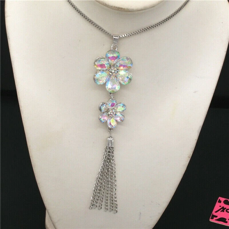 Collar Betsey Johnson enchapado en plata ""DOBLE MARGARITA"" con cadena de caja plateada Foto 1 de 4