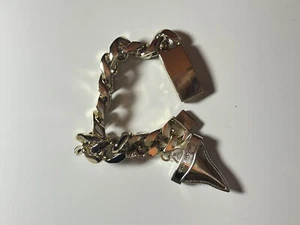 Auténtico brazalete de cadena de eslabones cubanos diente de tiburón GIVENCHY 7 pulgadas nuevo con caja - Imagen 1 de 3