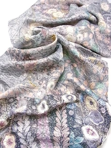 e072-L_Japanese Kimono Fabric_Silk,Pale blue,Tsujigahana,Flower,170 cm - Picture 1 of 11