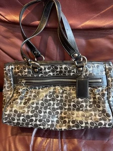 Coach F17179 Chelsea Signature Bag Coated Canvas Shoulder Tote Black Gray Purse - Picture 1 of 12
