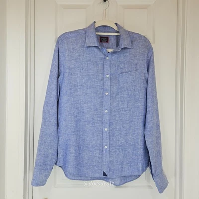 Untuckit Button Up Shirt Light Blue Slim Fit Men's Medium - Image 1 of 4