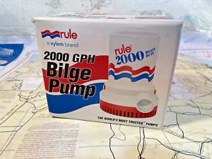 Rule 10 Bilge Pump 2000 GPH Non-Automatic 12 Volt Submersible Pump 1-1/8"