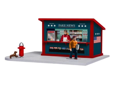 Lionel 2029240 O Scale Fake News Stand - Image 1 of 4