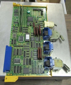 Placa Fanuc A16B-2200-0124 con (2) A20B-2000-0042 usada recortada T1 - Imagen 1 de 11