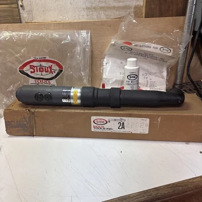 Sioux 2A2202B 3/8" Drive Pneumatic Right Angle Nut Runner Wrench NOS Reversible - Image 1 of 4