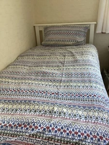 Single/Double Bed Plus Accessories - Picture 1 of 3