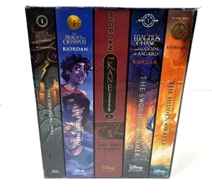 Lesen Sie Riordan: Taschenbuch Box Set Percy Jackson Helden des Olymp Schwert des Sommers - Bild 1 von 5