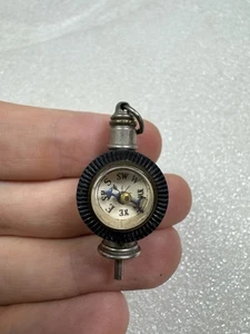 Selten Vintage kleiner schwarzer Bakelit Kompass Reifen Anhänger Schlüsselanhänger - Bild 1 von 17