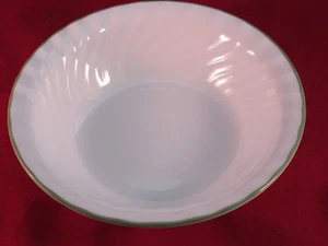 NUOVO!! Corelle Corning Ware ciotole per zuppa/cereali VERDE CHIARO bordo bianco vortice - Foto 1 di 7