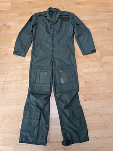 Royal Air Force Aircrew Flight Suit Coverall MK16A, Sage Green with leg pockets - Foto 1 di 11
