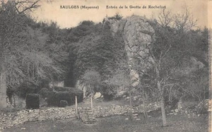 CPA 53 SAULGES / ENTREE DE LA GROTTE DE ROCHEFORT - Imagen 1 de 1