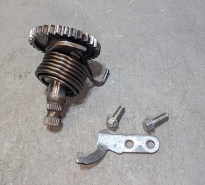 Kawasaki KX80 KX60 Kick Start Shaft Starter Spindle Gear Spring 1984-1990 - Picture 1 of 4