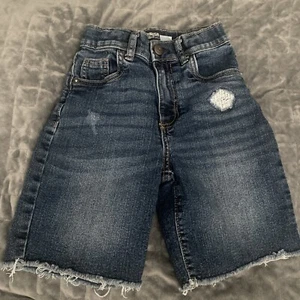 oshkosh b'gosh Demin Shorts Boy Size 7 - Picture 1 of 3