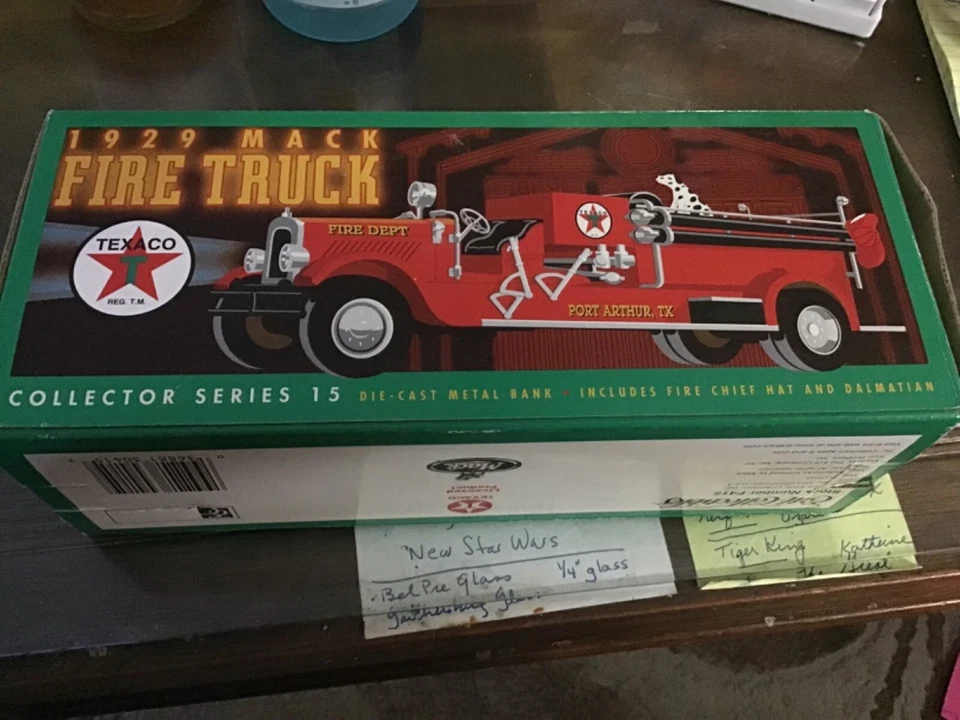 1929 Mack Fire Truck Texaco Diecast Coin Bank Collector Series #15 ERTL F415 98’