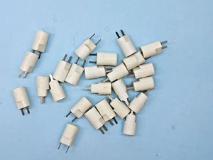 25 X SOPORTES BOMBILLAS T5 SIN TAPA/CUÑA - Imagen 1 de 2