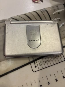 CASIO EX-word EW-G5500V Elektronisches Wörterbuch Spanisch–Deutsch–Englisch - Bild 1 von 4
