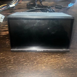 Sony XAV AX5000 - Picture 1 of 3