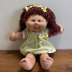 Cabbage Patch Bambola Bambini Capelli Rossi Occhi Blu 2004 Vintage Rosa Vestito Gingham Rara - Foto 1 di 11